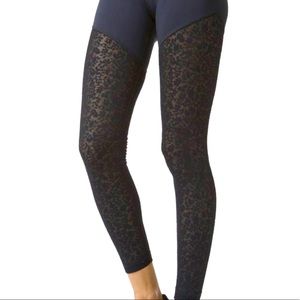 Vimmia lace tenacity ankle length legging
